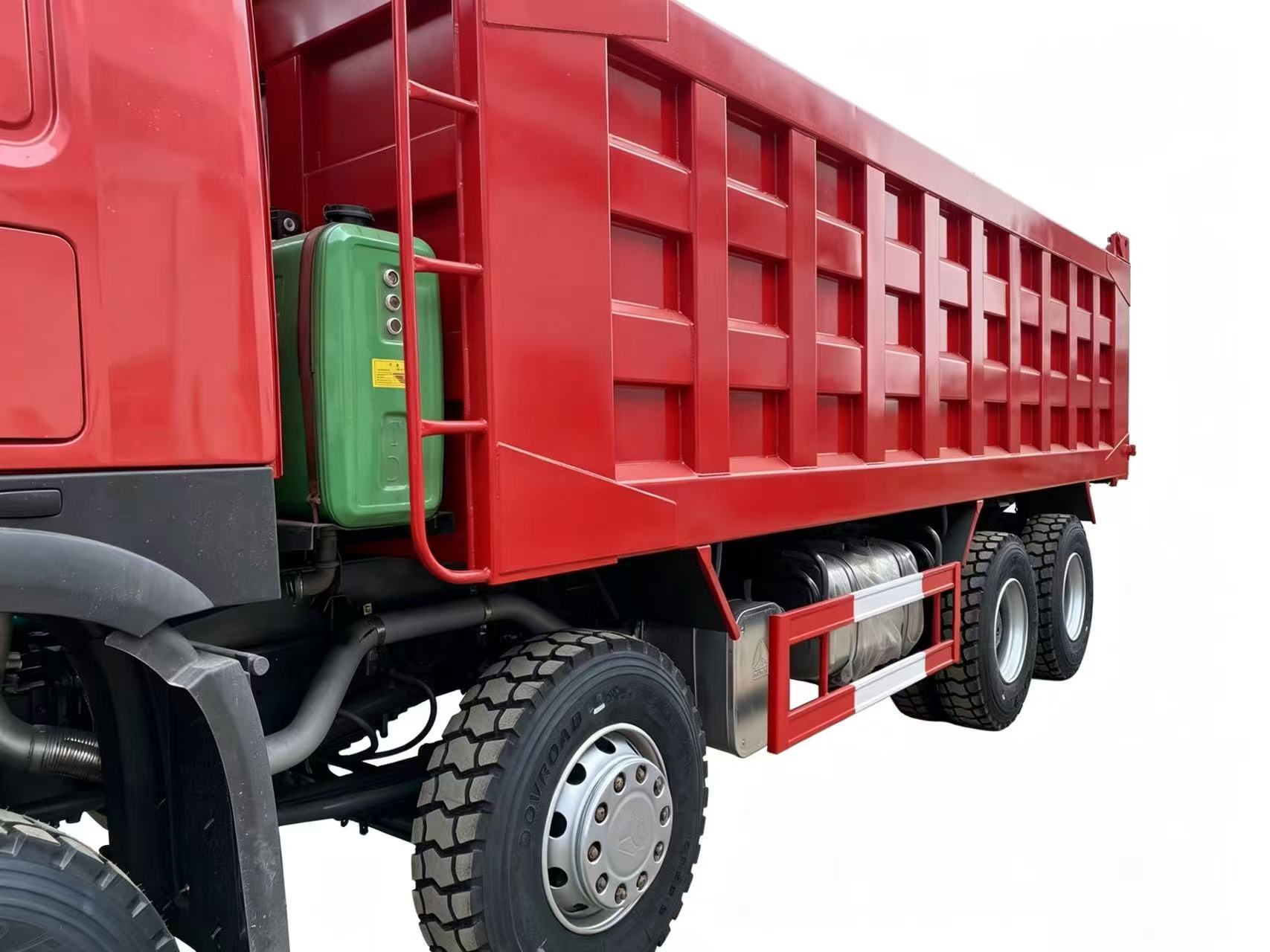 N7 8*4 DUMP TRUCK