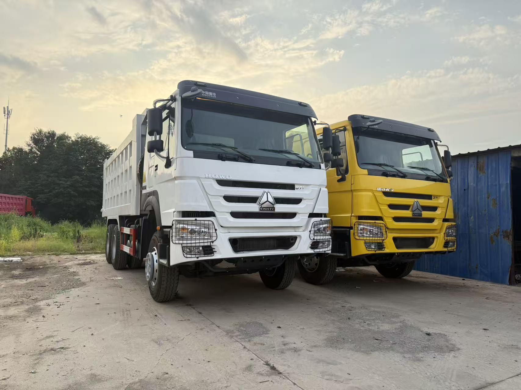 HOWO 6*4 DUMP TRUCK