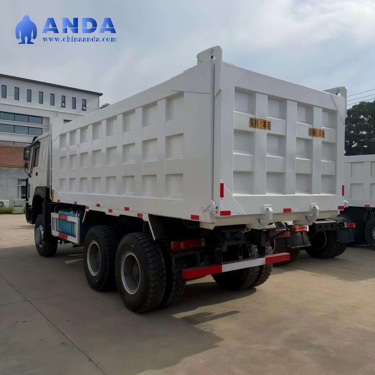 HOWO 6x6 Dump Truck