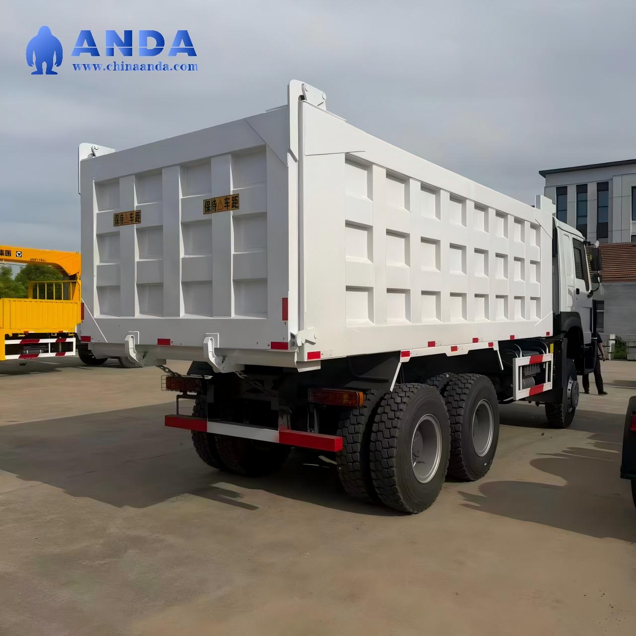 HOWO 6x6 Dump Truck